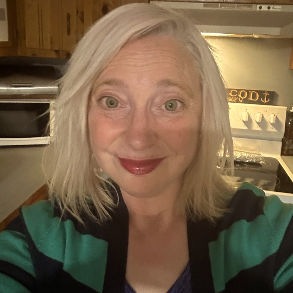 Meet your Posher, Lindsey